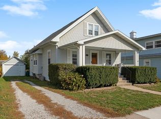 217 2nd St, Atkins, IA 52206