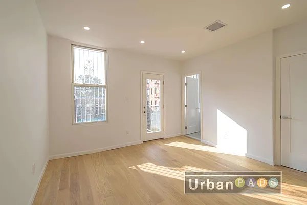 Rented by Urban Pads | media 25