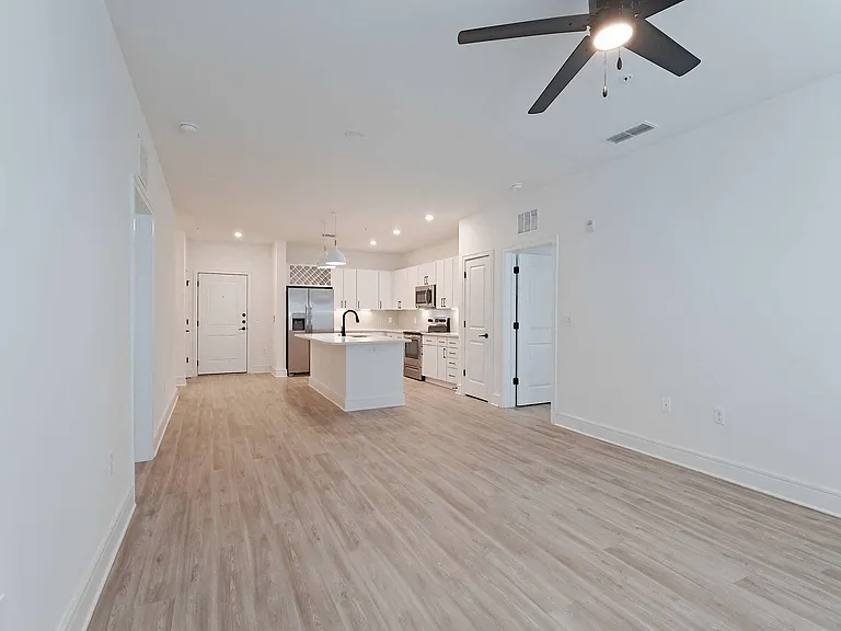 Tropia Luxury Apartments — Photo 134