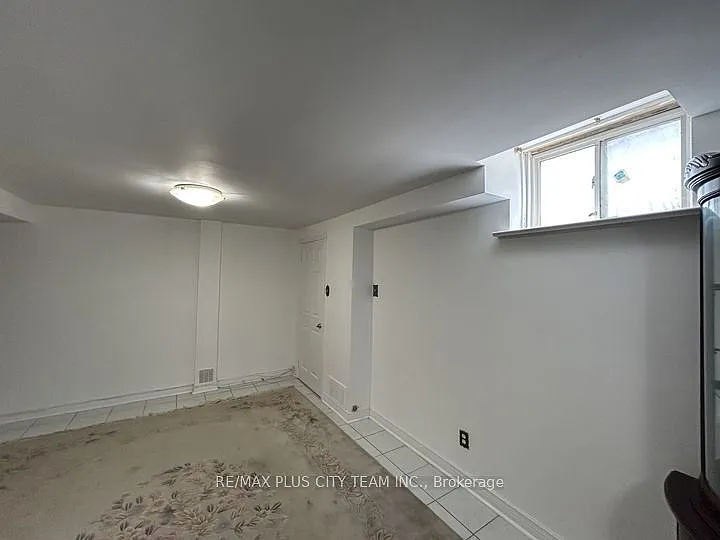 2 bed, $1,700 — Photo 2
