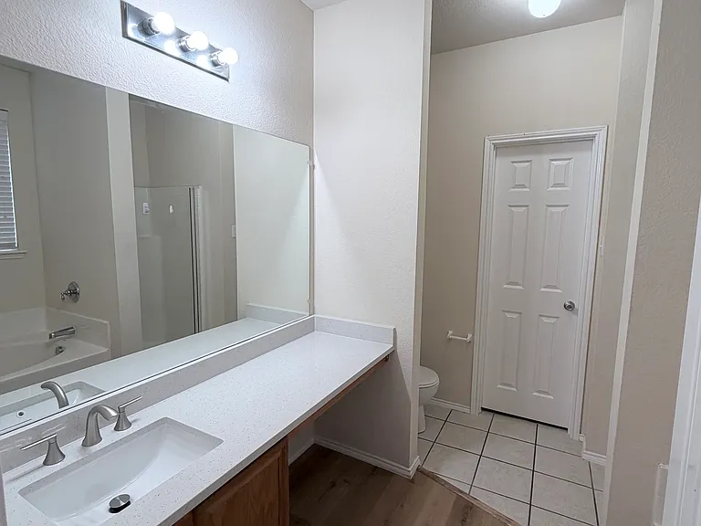 3200 Nandina St — Photo 10