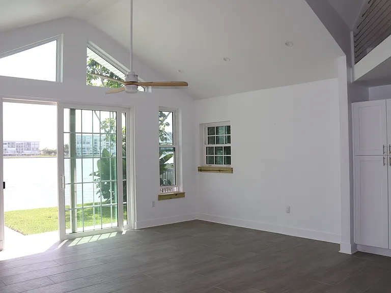 8635 Boca Ciega Dr — Photo 10