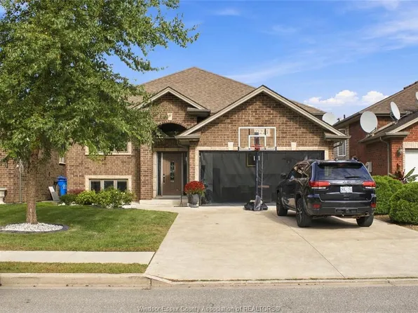 2228 Askin Ave, Windsor, ON N9B 3Y5