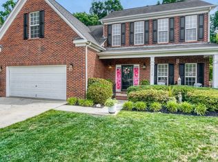 11718 Planters Estates Dr, Charlotte, NC 28278