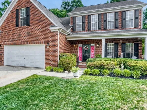 11718 Planters Estates Dr, Charlotte, NC 28278