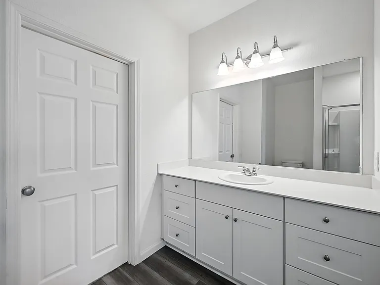 1637 Escondido Dr — Photo 22