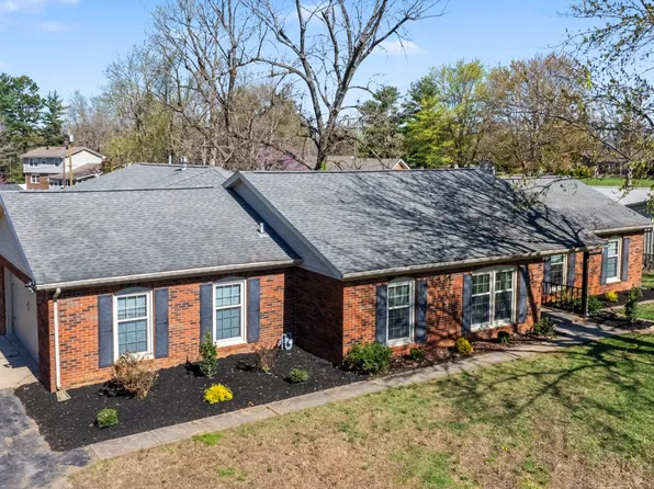 215 Jacklin Dr, Madisonville, KY 42431