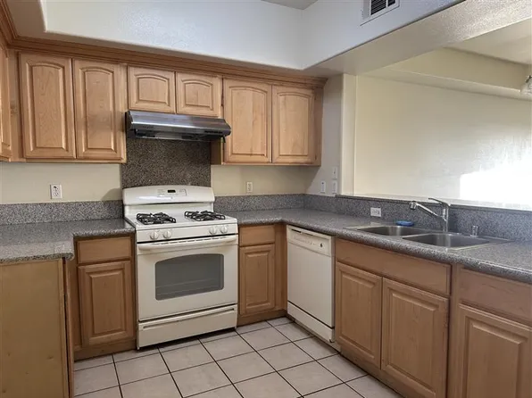 8932 Mission Dr Unit 306, Rosemead, CA 91770