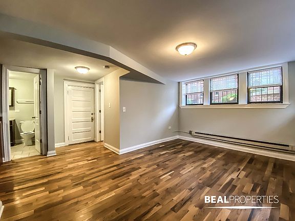 2nd image of 4419 N Wolcott Ave #4419