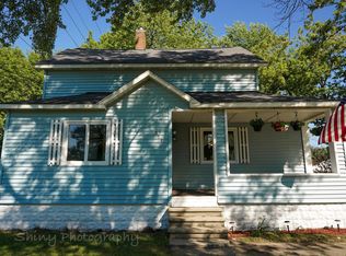218 Maple St, Spring Lake, MI 49456
