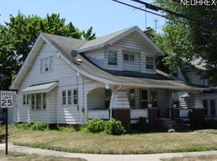 358 E York St, Akron, OH 44310
