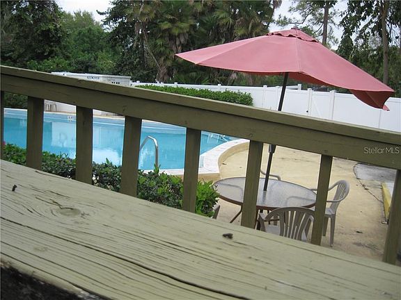 4th image of 400 El Camino Dr APT 221