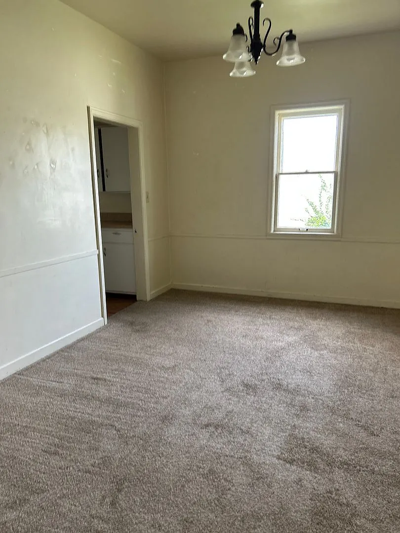 Charming, Single Family Home for Rent — Photo 2