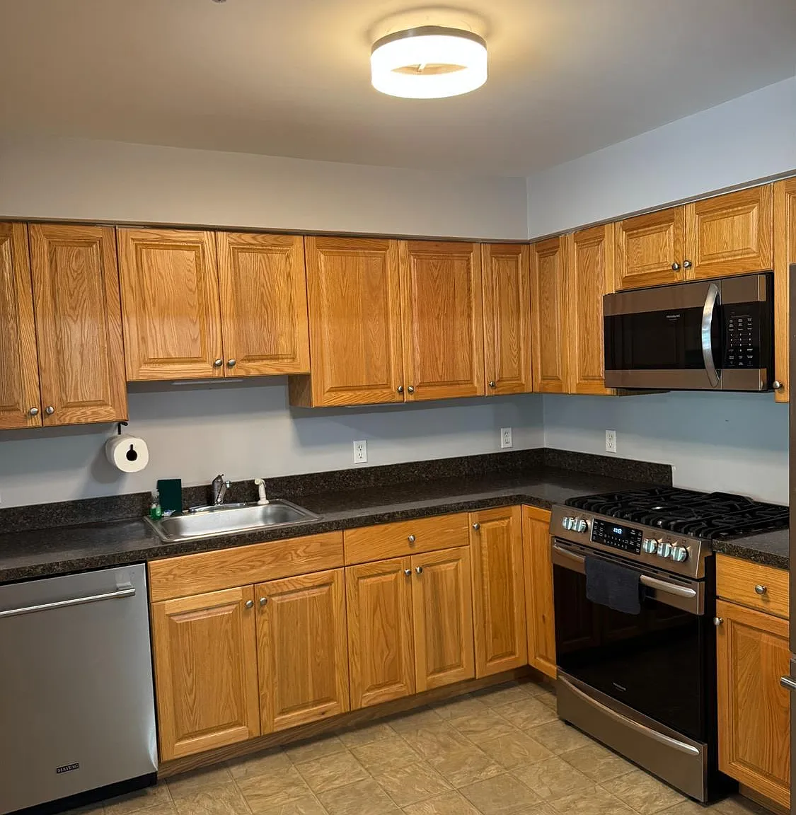 2 bed, 2.0 bath, 1181 sqft, $2,800 — Photo 4
