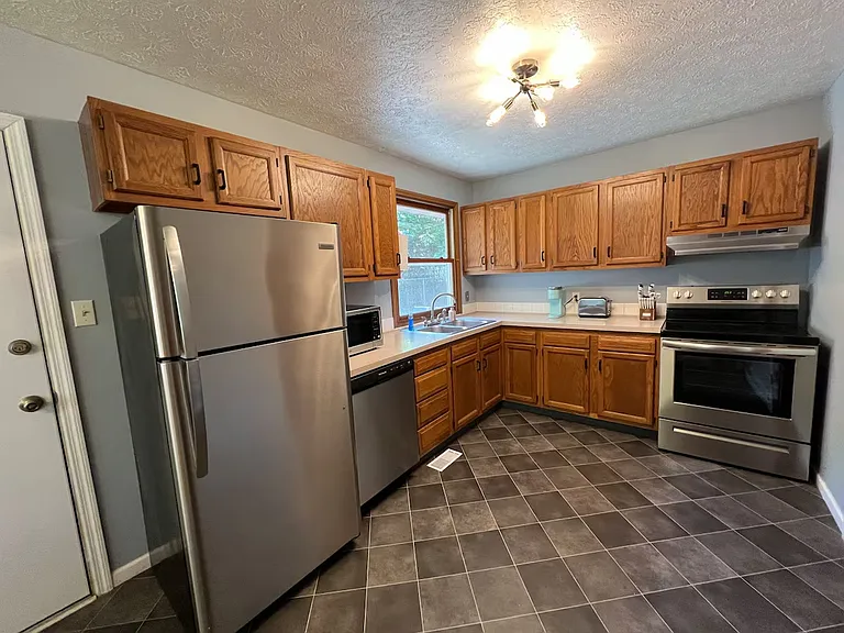 Tesoro Properties — Photo 48