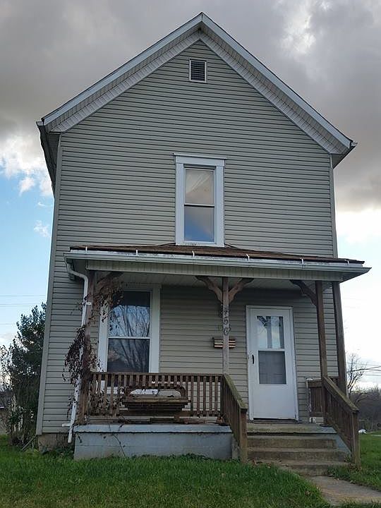 2nd image of 456 Waddell St