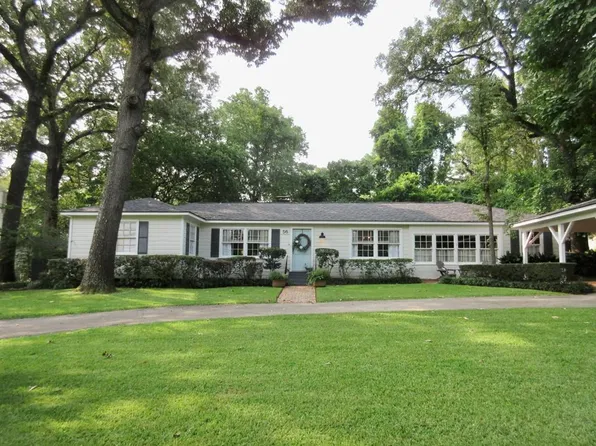 56 Rambling Rd, Palestine, TX 75801