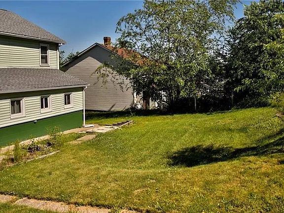 3rd image of 541 Steel Ave #1