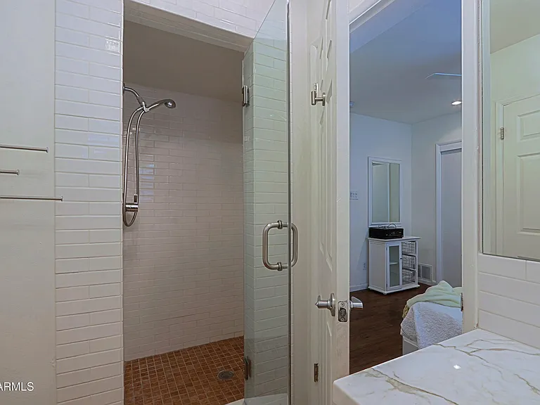 4645 E Windsor Ave — Photo 28