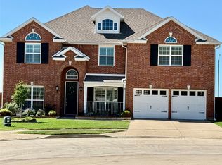8520 Pinewood Dr, Fort Worth, TX 76123