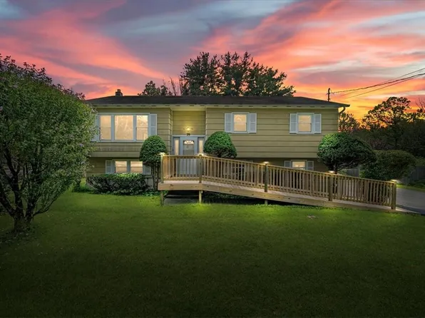 29 Seybolt Avenue, Otisville, NY 10963