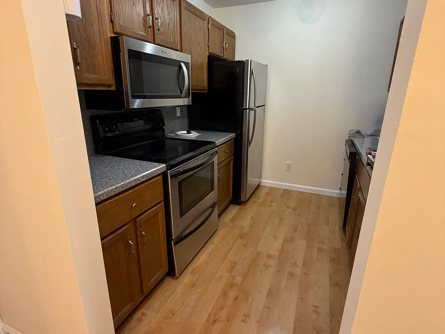 1 bed, 750 sqft, $2,250 — Photo 4