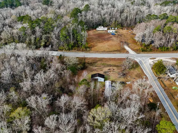 3203 Lewis Loop Road SE, Bolivia, NC 28422