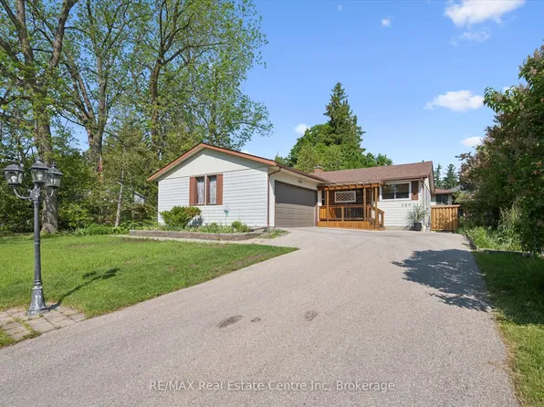 289 Garafraxa St E, Centre Wellington, ON N1M 1E2