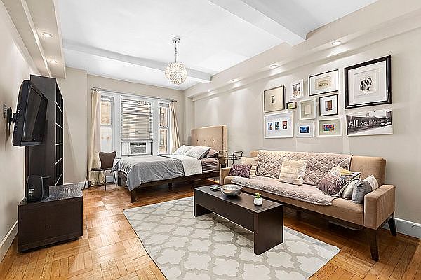 1st image of 24 5th Ave #1121B