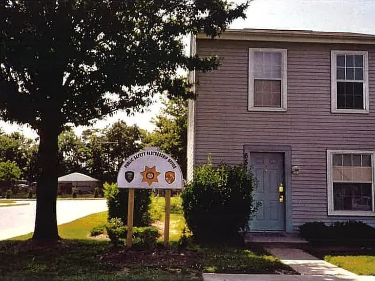 Carroll La Plata — Photo 4