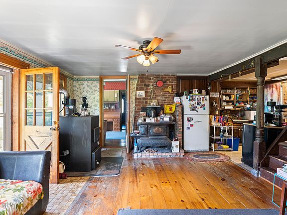 8th image of this home