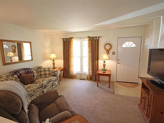 4th image of 2323 Cavendish Ln