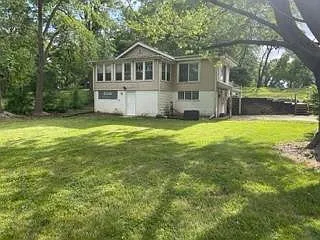 7260 Madison St photo 1