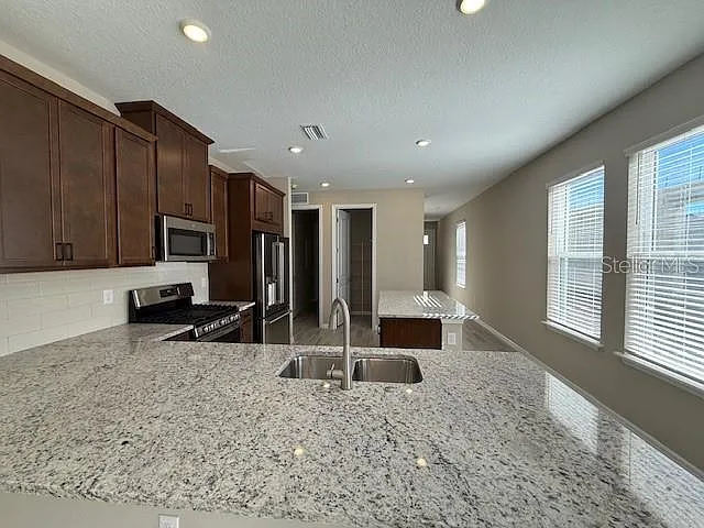 15013 Shady Palms Ln — Photo 6