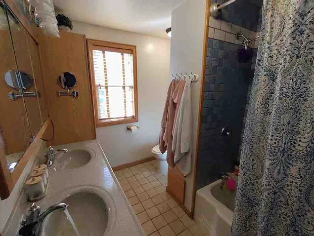 107 N Reinberg Ave — Photo 12