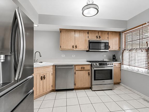 4th image of 15722 Centennial Dr