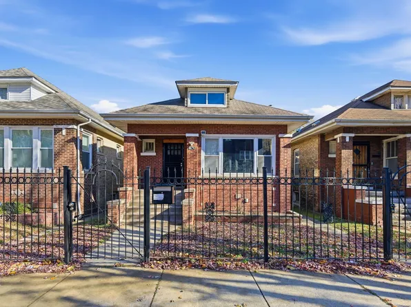 8111 S Manistee Ave, Chicago, IL 60617