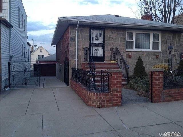 1st image of 58-27 84th Street