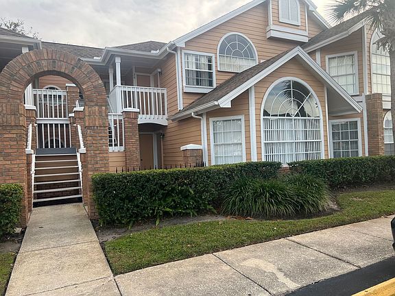 2nd image of 2456 Sweetwater Club Cir APT 19
