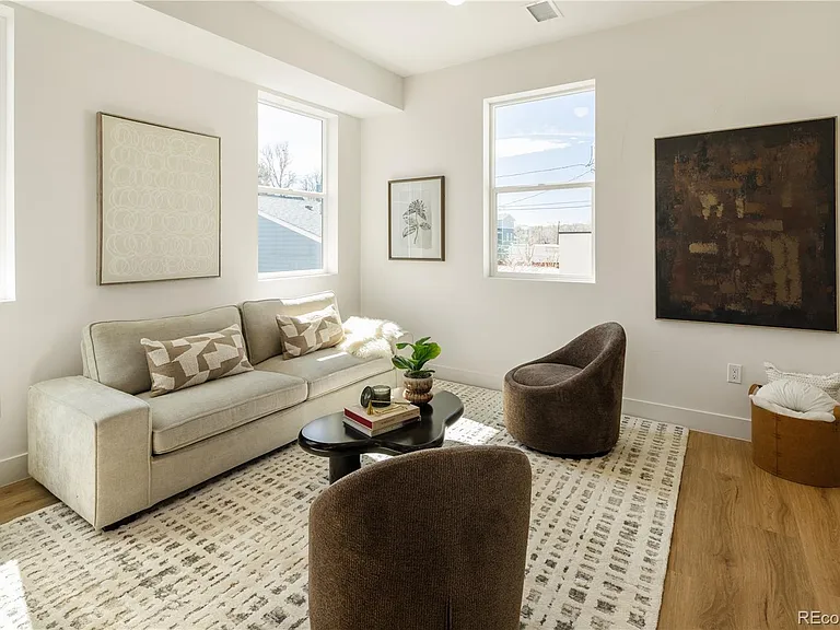 3620 W 12th Ave — Photo 12
