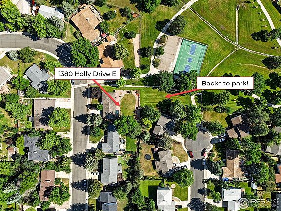 2nd image of 1380 Holly Dr E