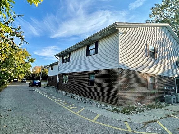 2nd image of 1935 E Central Ave
