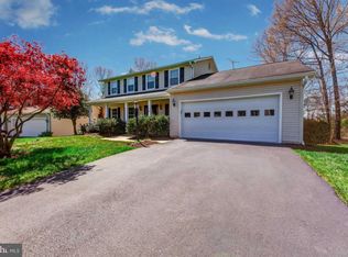 3640 Elderberry Pl, Fairfax, VA 22033