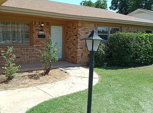 2122 69th St, Lubbock, TX 79412