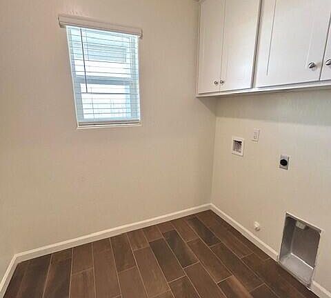 4th image of 2024 E Oak Avenue #Mw57