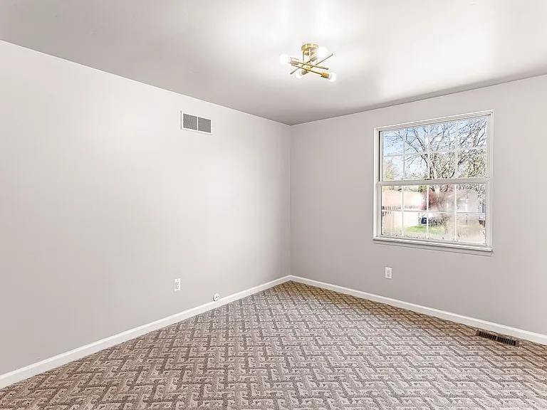 46323 Gainsborough Dr — Photo 23