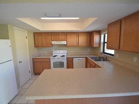 3rd image of 1166 Viking Dr