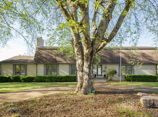 1001 3rd St, Tuscumbia, AL 35674