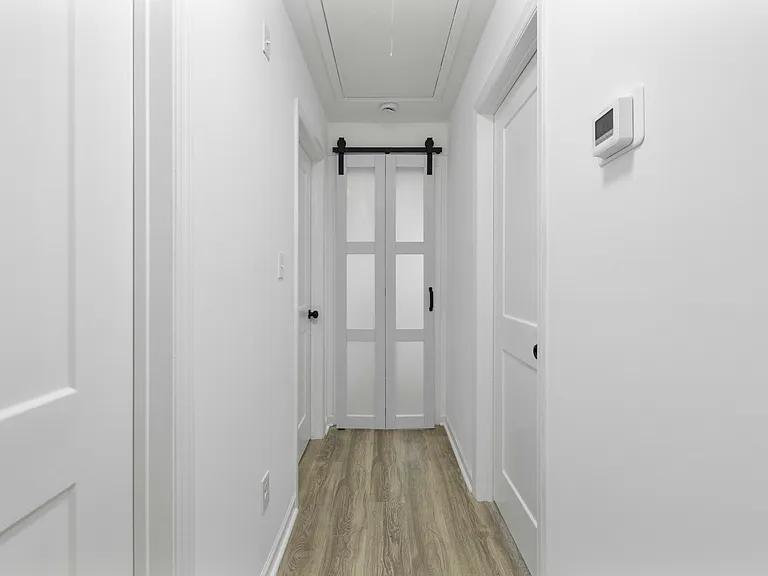 437 Woodsdale Rd — Photo 15