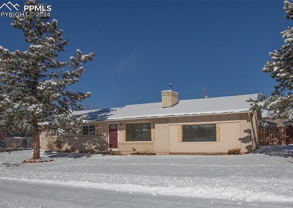 1st image of 520 N Park Dr